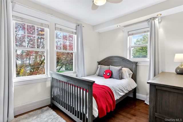 12 Belleview Avenue, Port Washington, NY 11050