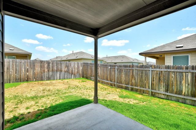 190 Crystal River RD, Kyle, TX 78640
