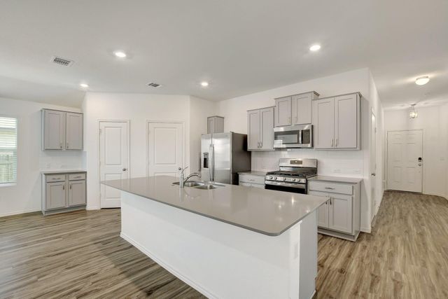 190 Crystal River RD, Kyle, TX 78640
