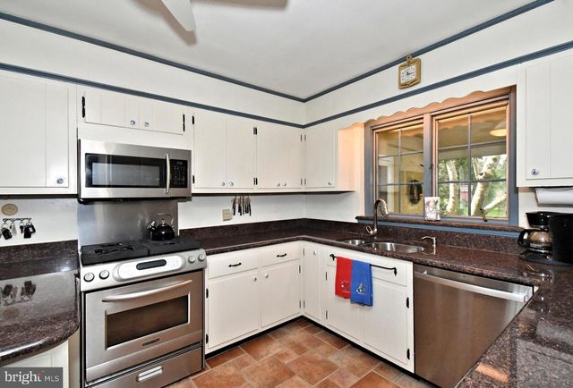 206 CATHCART, Gwynedd Valley, PA 19437