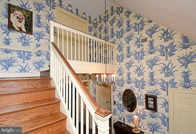 206 CATHCART, Gwynedd Valley, PA 19437