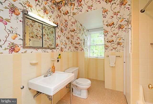 206 CATHCART, Gwynedd Valley, PA 19437