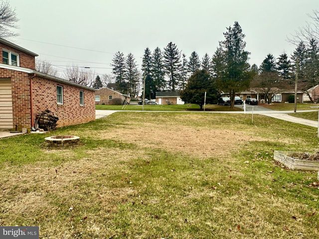 340 S CAMP ST, Red Lion, PA 17356