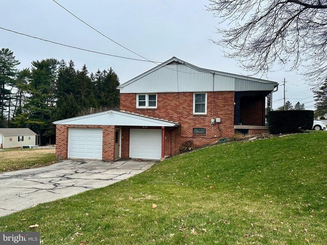 340 S CAMP ST, Red Lion, PA 17356