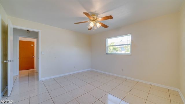 19 NE 20th PL, Cape Coral, FL 33909