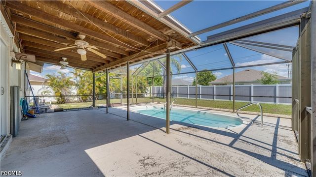 19 NE 20th PL, Cape Coral, FL 33909
