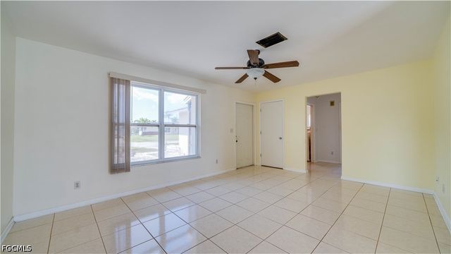 19 NE 20th PL, Cape Coral, FL 33909