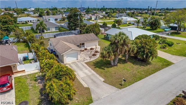 19 NE 20th PL, Cape Coral, FL 33909