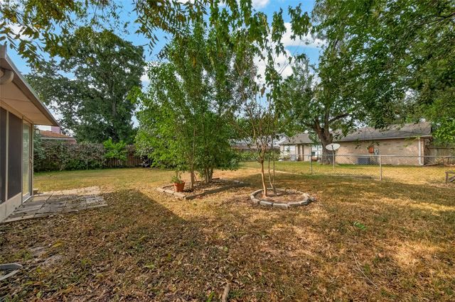 7742 Willow Mint Lane, Houston, TX 77086