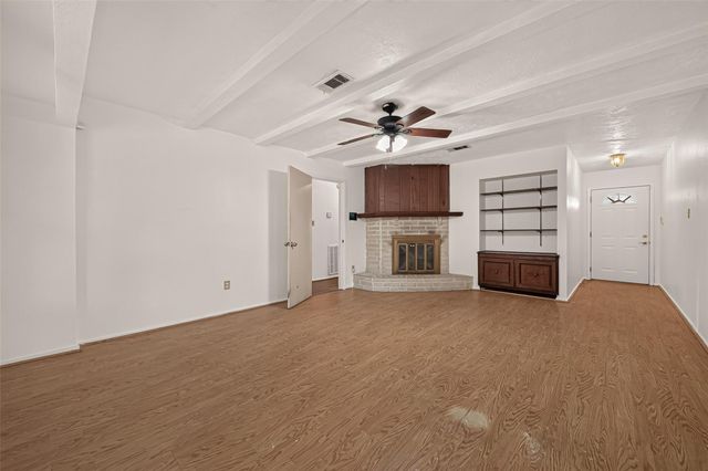 7742 Willow Mint Lane, Houston, TX 77086