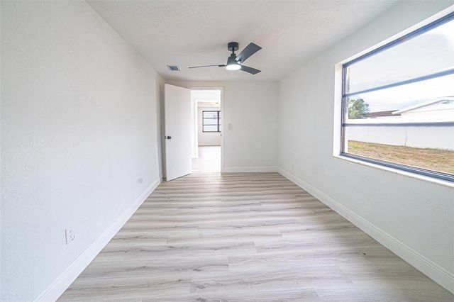 7303 OAK CREST DRIVE, Port Richey, FL 34668