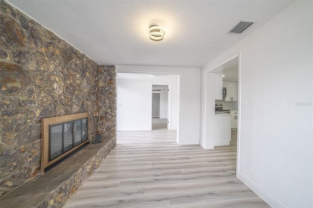 7303 OAK CREST DRIVE, Port Richey, FL 34668