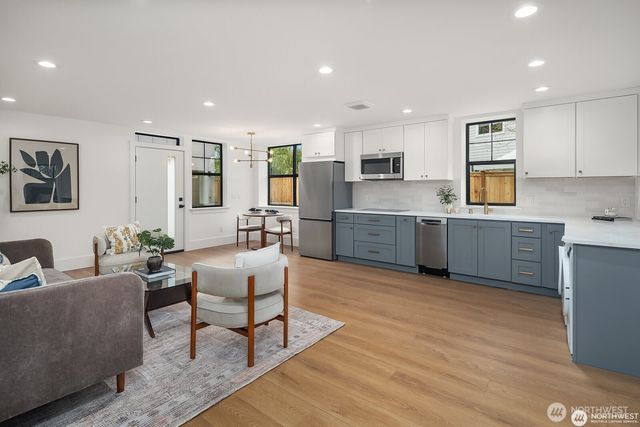 2615 NE 87th Street, Seattle, WA 98115