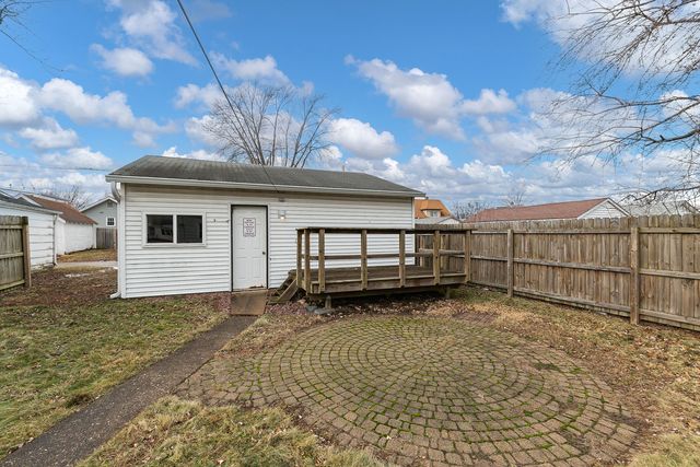 1917 33rd Street, Moline, IL 61265