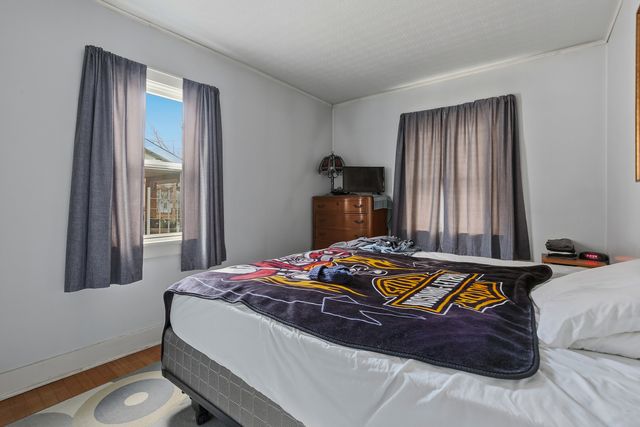 1917 33rd Street, Moline, IL 61265