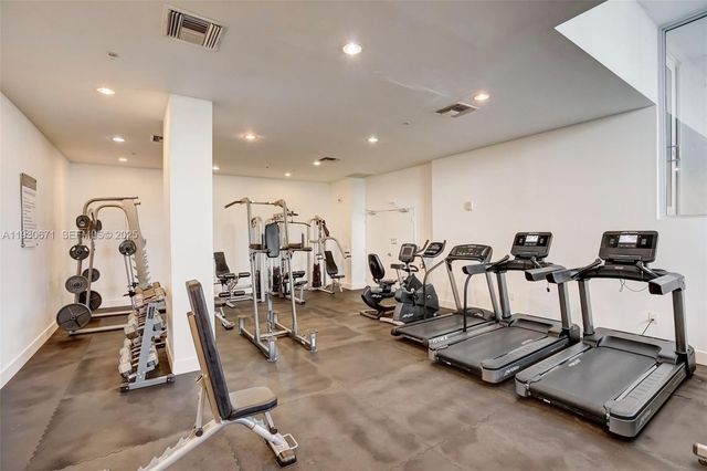 2200 NE 4th Ave 602, Miami, FL 33137