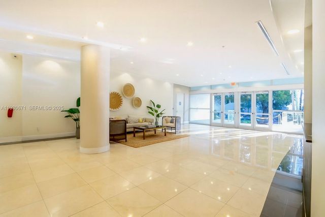 2200 NE 4th Ave 602, Miami, FL 33137