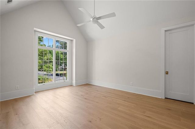 3262 Woodrow Way NE, Brookhaven, GA 30319