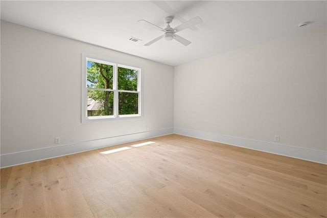 3262 Woodrow Way NE, Brookhaven, GA 30319