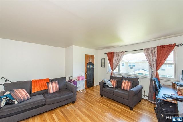 20 Halsey Avenue 14, Haledon, NJ 07508