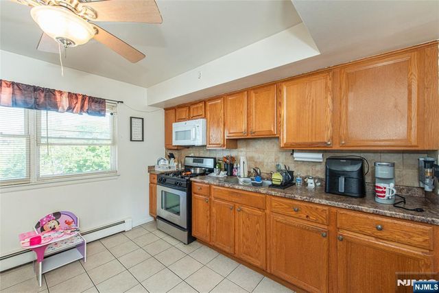 20 Halsey Avenue 14, Haledon, NJ 07508
