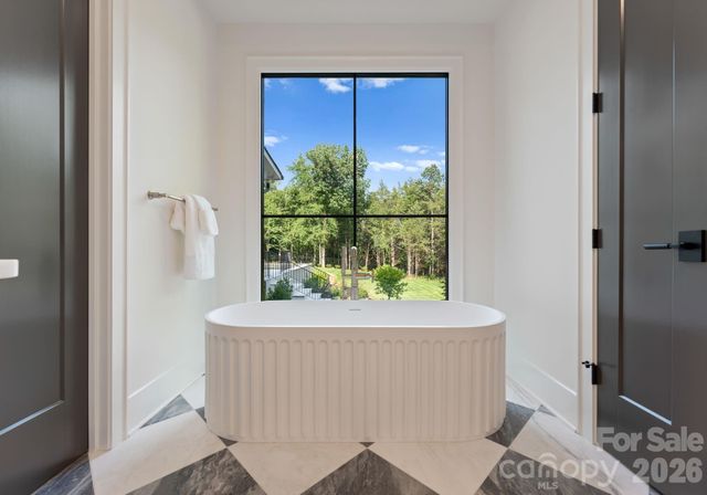 15037 June Washam Road, Davidson, NC 28036