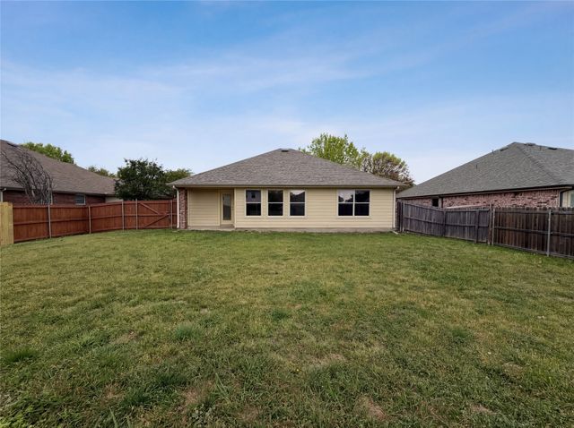 2002 Bayberry Court, Forney, TX 75126