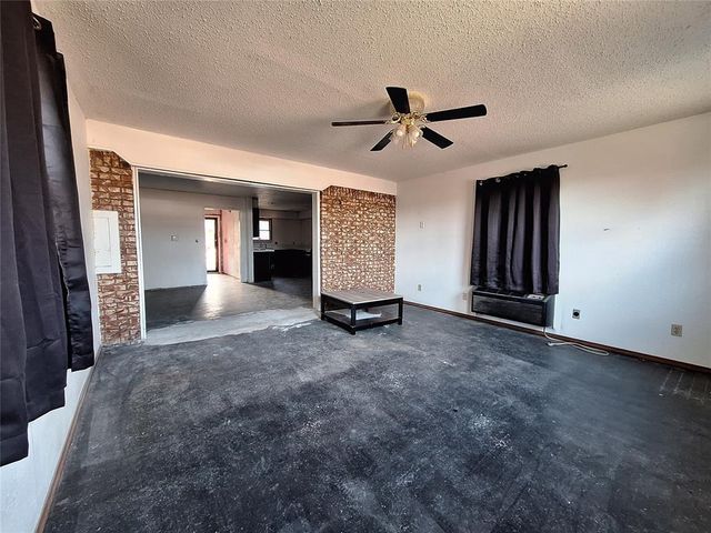 612 Skyline Drive, El Reno, OK 73036