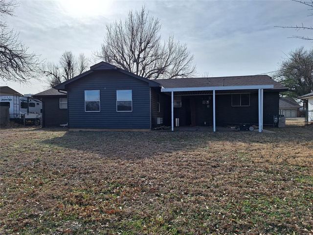 612 Skyline Drive, El Reno, OK 73036