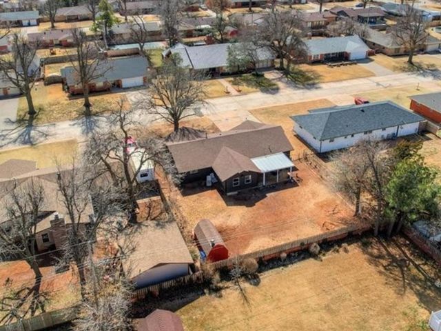 612 Skyline Drive, El Reno, OK 73036