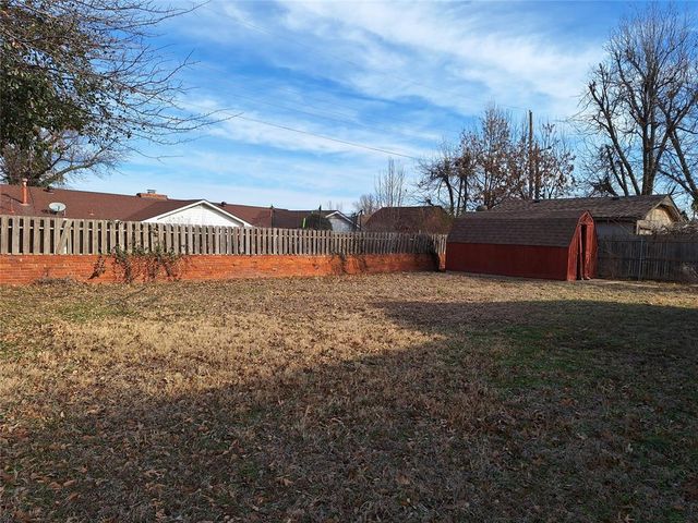 612 Skyline Drive, El Reno, OK 73036