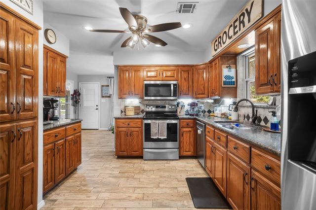 8670 Wild Cherry Drive, Rogers, AR 72756