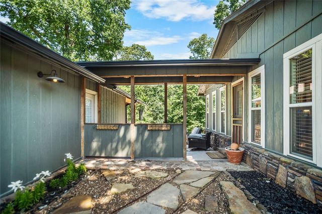 8670 Wild Cherry Drive, Rogers, AR 72756