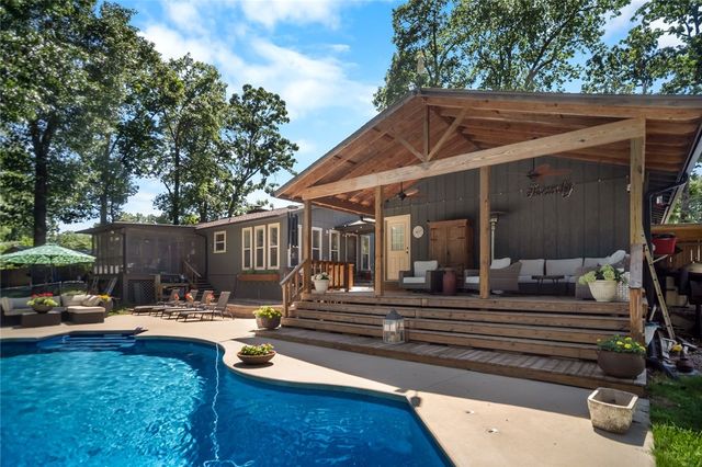 8670 Wild Cherry Drive, Rogers, AR 72756