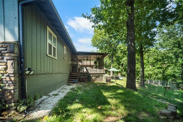 8670 Wild Cherry Drive, Rogers, AR 72756