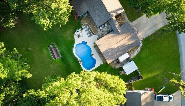 8670 Wild Cherry Drive, Rogers, AR 72756