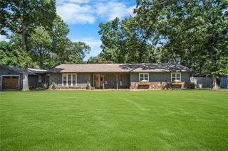 8670 Wild Cherry Drive, Rogers, AR 72756