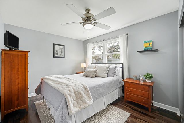 610 W Noyes Street, Arlington Heights, IL 60005