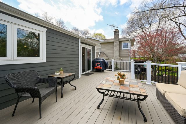 610 W Noyes Street, Arlington Heights, IL 60005