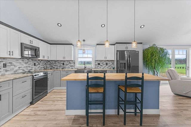 2801 Route 7 South, Middlebury, VT 05753