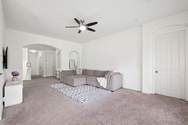 3796 Evelynton Avenue, Lewis Center, OH 43035