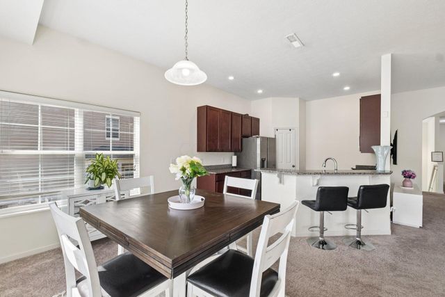 3796 Evelynton Avenue, Lewis Center, OH 43035