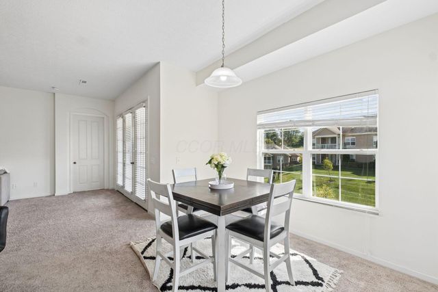 3796 Evelynton Avenue, Lewis Center, OH 43035