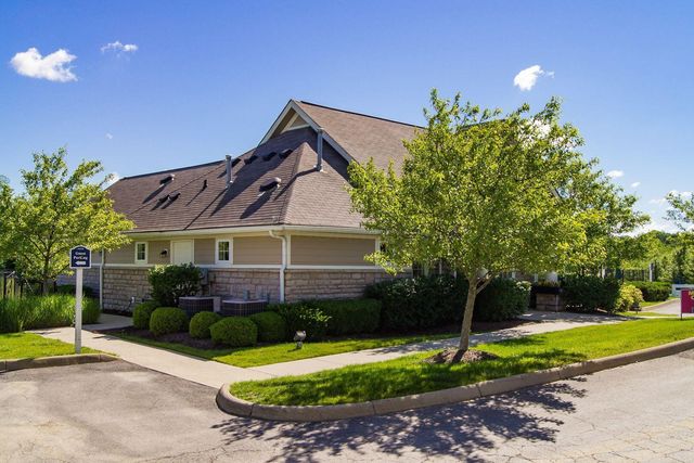 3796 Evelynton Avenue, Lewis Center, OH 43035