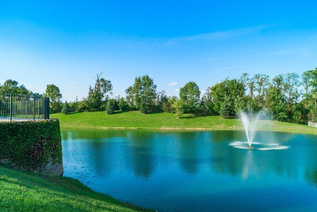 3796 Evelynton Avenue, Lewis Center, OH 43035