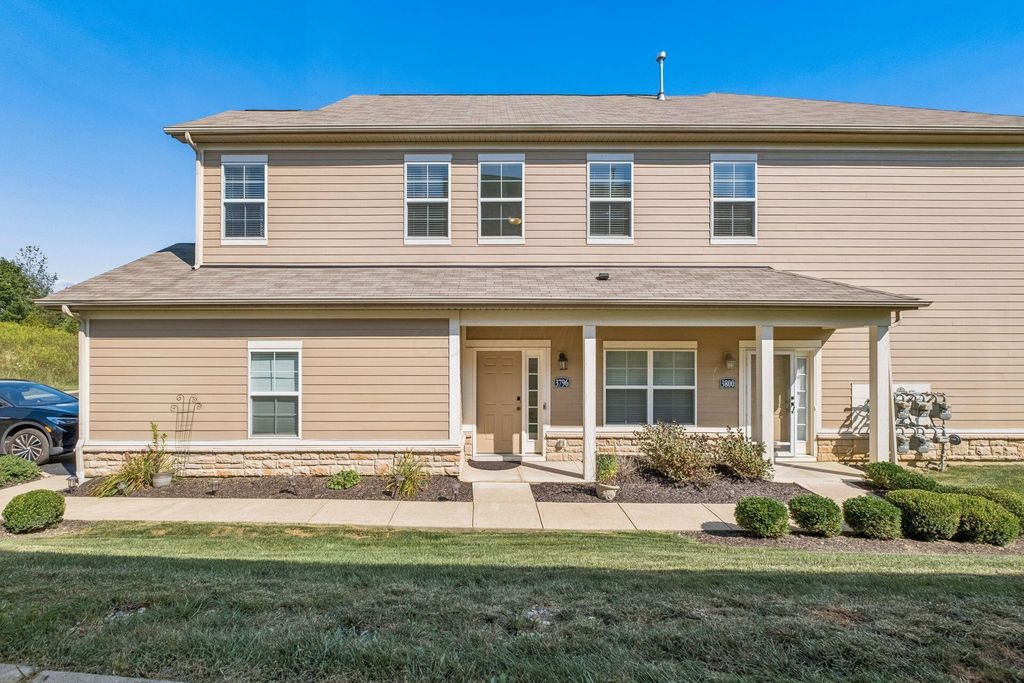 3796 Evelynton Avenue, Lewis Center, OH 43035