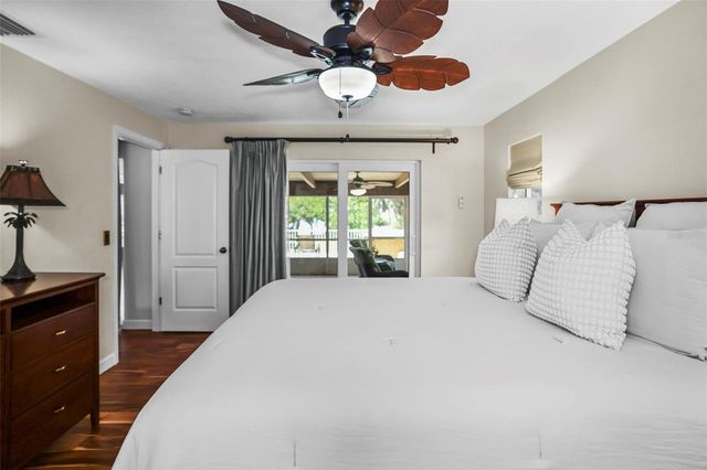 1600 PARK STREET N, St Petersburg, FL 33710