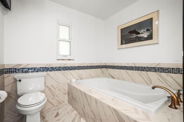 1600 PARK STREET N, St Petersburg, FL 33710