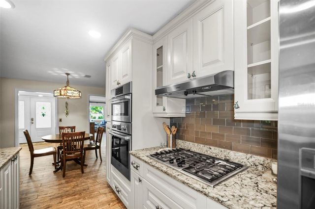 1600 PARK STREET N, St Petersburg, FL 33710