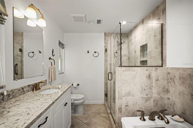 1600 PARK STREET N, St Petersburg, FL 33710